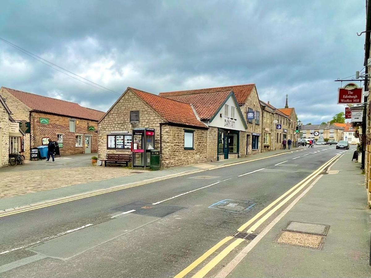 The Old Post Office - Central Helmsley With Parking ภายนอก รูปภาพ